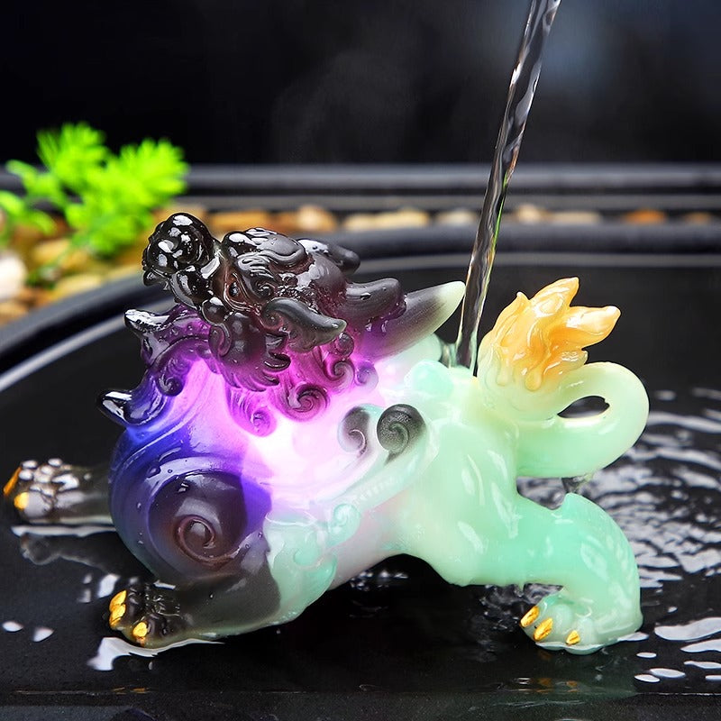 Color-changing and Glowing Tea Pet in the Shape of the Wealth-bringing Pixiu