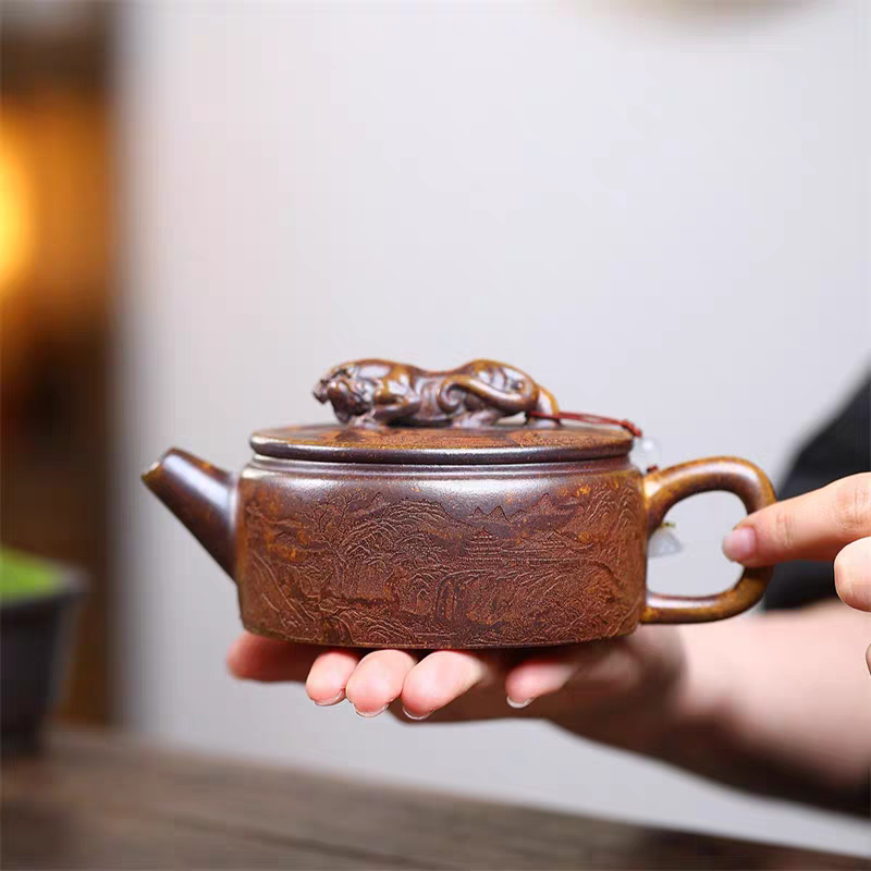 Legend Tiger Hanwa Yixing Zisha teapot
