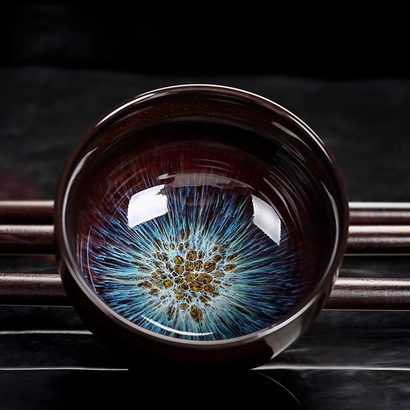 Kiln Variation Flowing Sand Gold Host Cup - Jianzhan