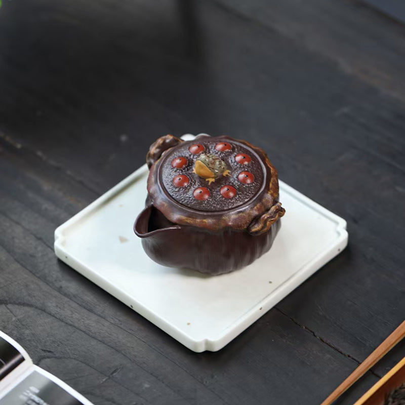 Zisha Teapot listen to the rain 290CC by Master Zhang Dejun.
