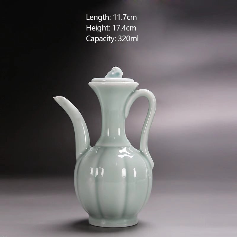 White porcelain ewer for imitating Song - style tea - whisking