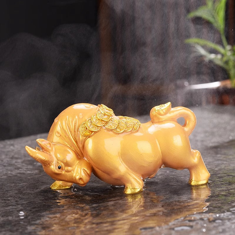 Turning the World Around with the Ox Color-changing Tea Pet
