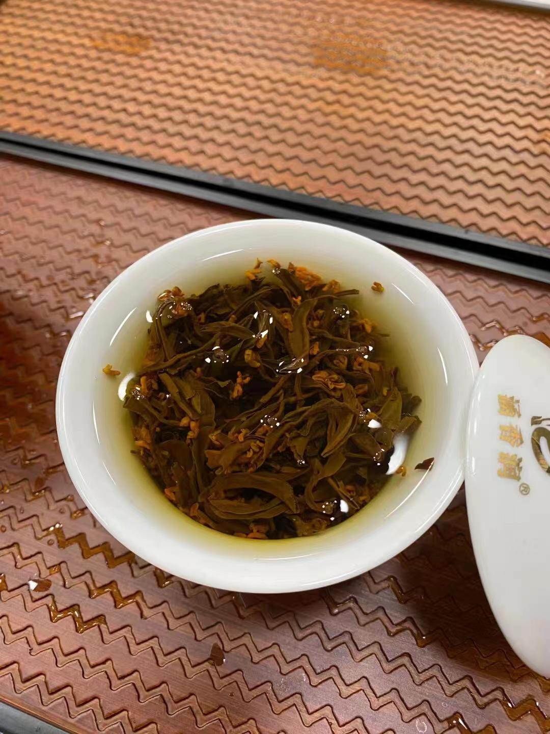 Osmanthus Black Tea—Most Popular Flower Tea