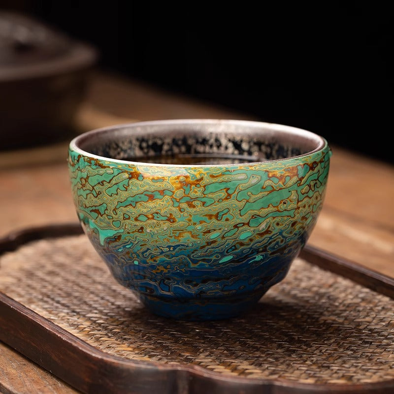 Tea cup of Jianzhan with Chinese lacquer