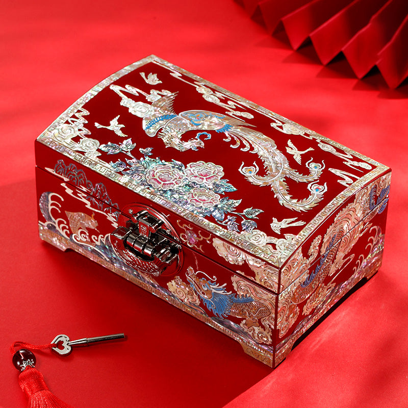 Jewelry box with the pattern of dragon and phoenix symbolizing auspiciousness