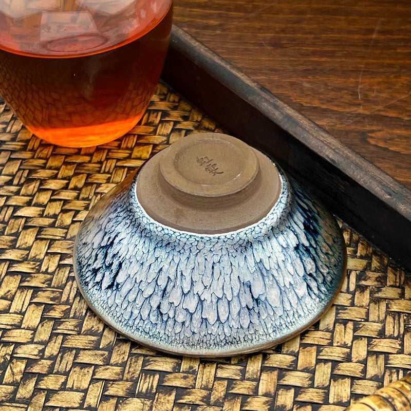 Douli-shaped Tea Bowl with Hundred Flowers Patterns