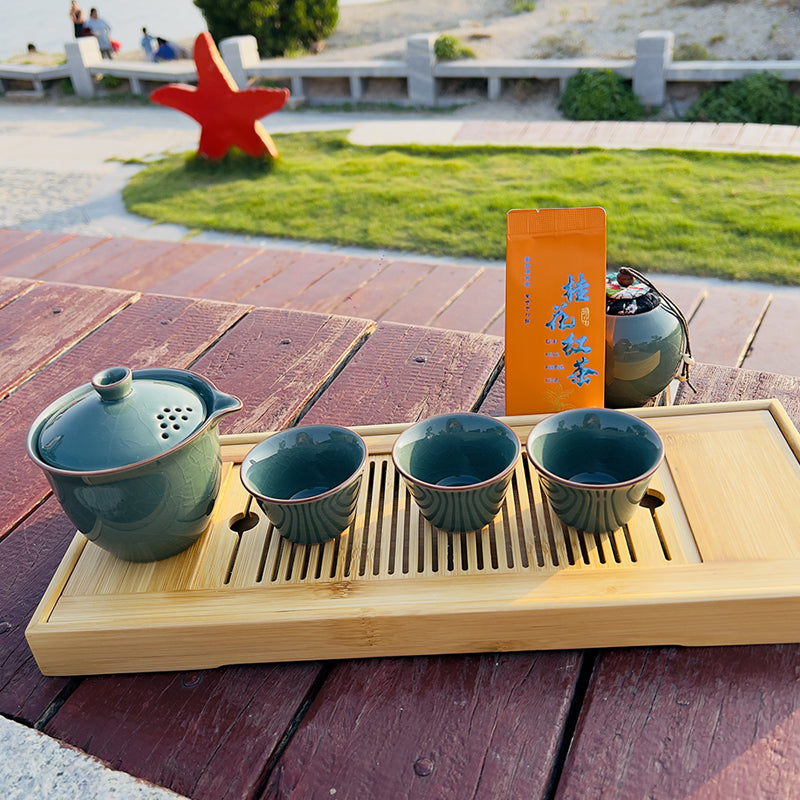 The Royal Green Teacups Set
