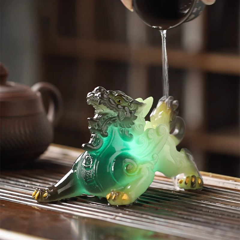 Color-changing and Glowing Tea Pet in the Shape of the Wealth-bringing Pixiu
