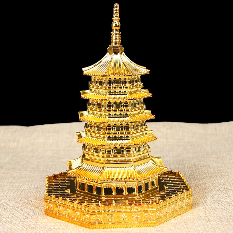 Leifeng Tower---the blessings of Buddha