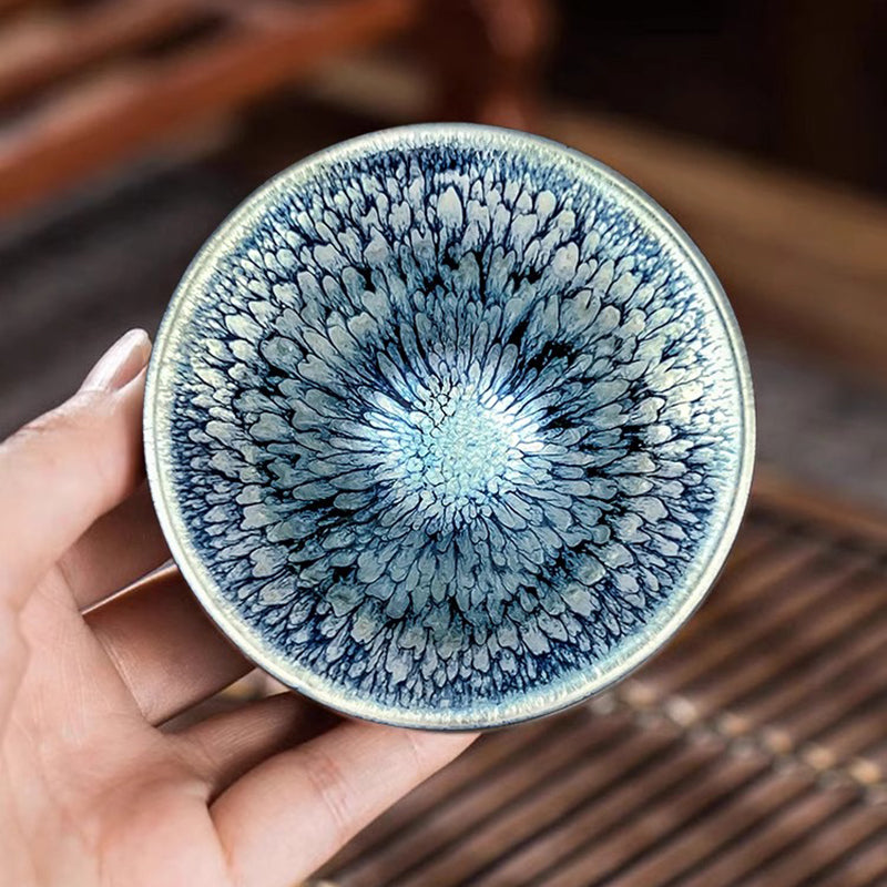 Douli-shaped Tea Bowl with Hundred Flowers Patterns