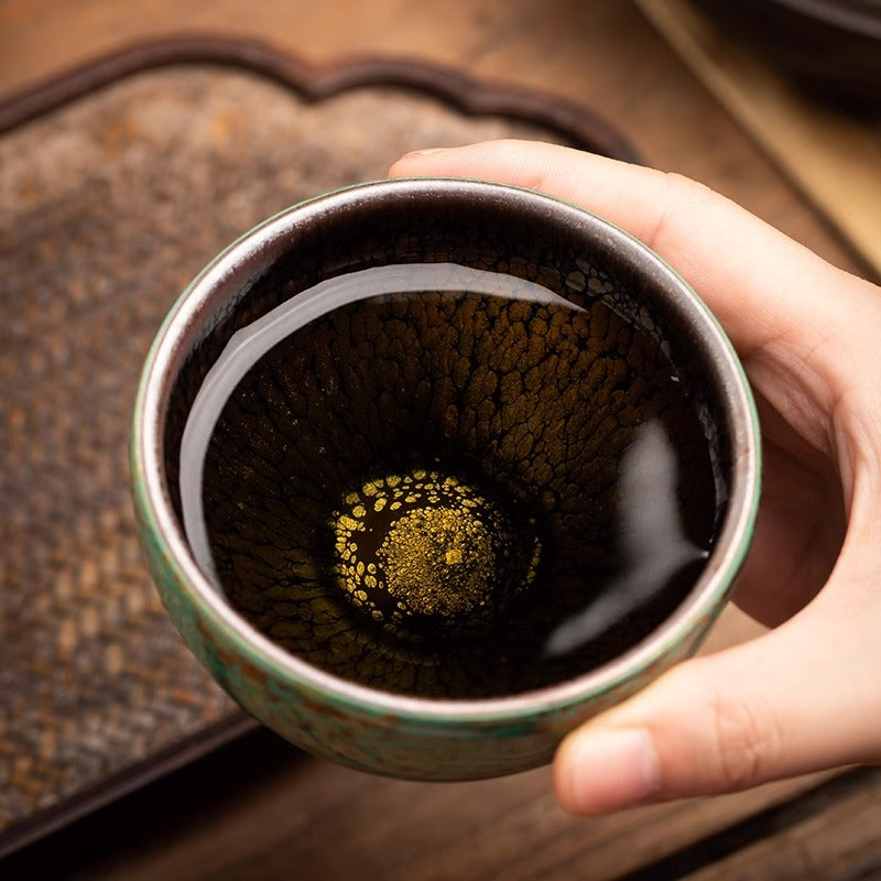 Tea cup of Jianzhan with Chinese lacquer