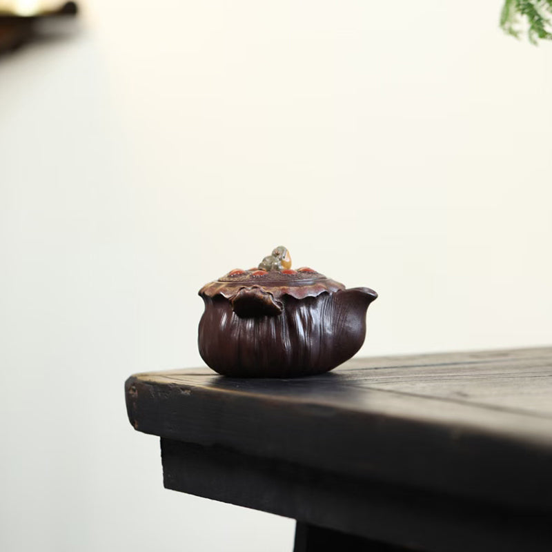Zisha Teapot listen to the rain 290CC by Master Zhang Dejun.