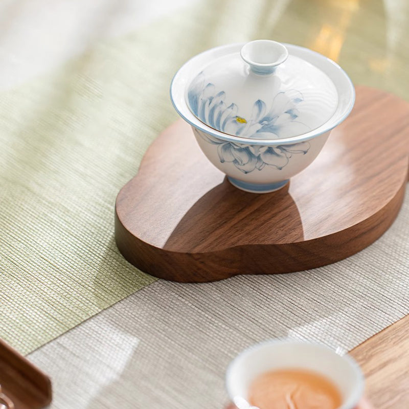 (Lotus Rhyme) White Porcelain Covered Bowl Set