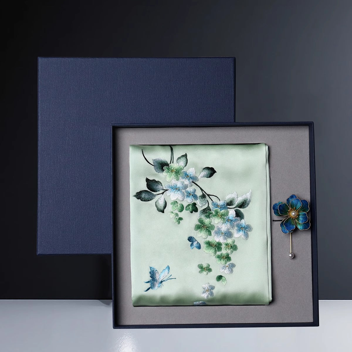 Suzhou - embroidered pure silk scarf—Mother’s Day Gifts Top 1