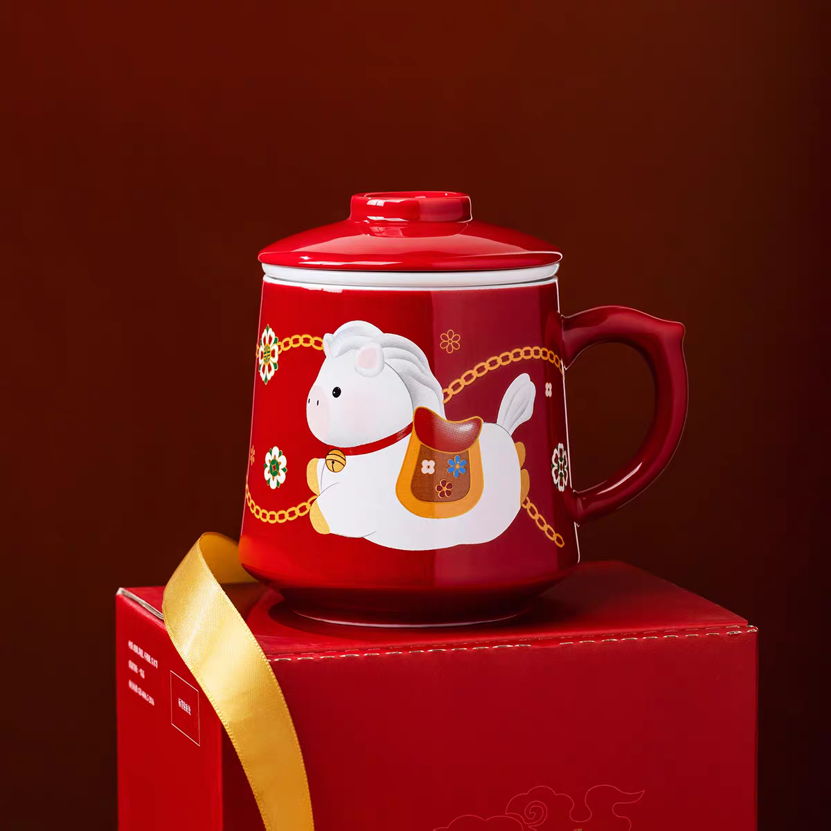 Red White Horse PorcelainTea Separation Cup: Where Traditional Chinese Elegance Meets Modern Practicality