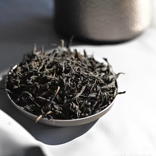 Hansculture Wild Lapsang Souchong—Wild Mountain Native Black Tea – Rare Golden Liquor & Pure Natural Wild Aroma