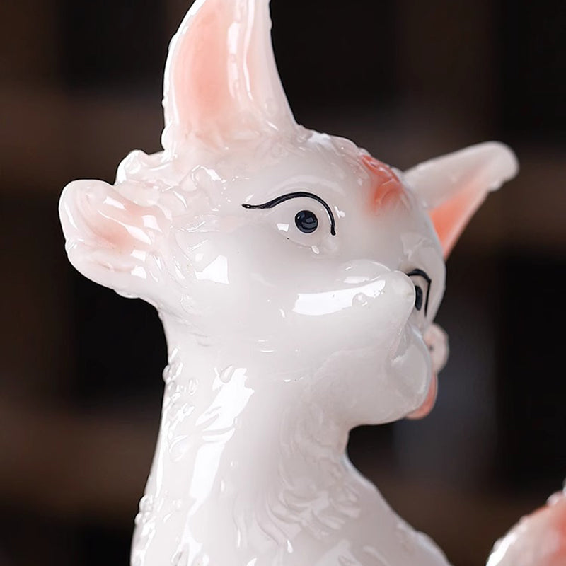 The color-changing tea pet in the shape of a Nine-Tailed Spiritual Fox
