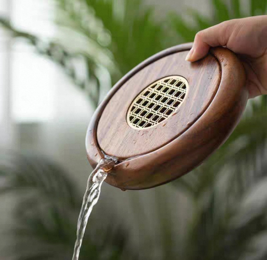 Solid Walnut Wood Teapot Holder - Round Water Storage Tea Tray for Wet Brewing, Yixing Teapot Care Pad, Kung Fu Tea Serving Tray