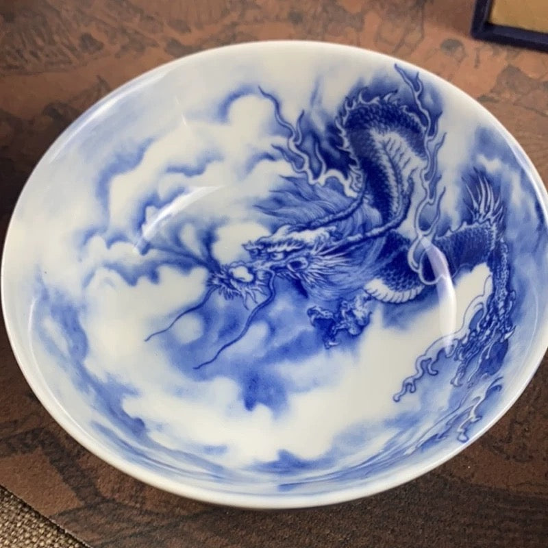 The Azure Dragon Puer Tea Master Cup — Handcrafted Jingdezhen Blue & White Porcelain