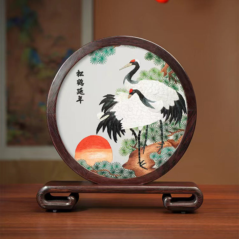 Suzhou embroidery of the auspicious and wealthy bird