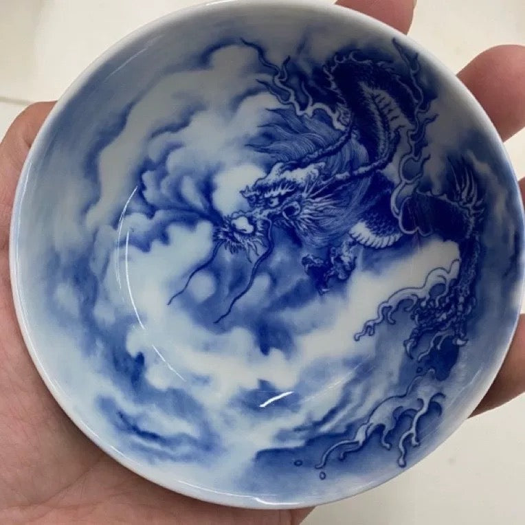The Azure Dragon Puer Tea Master Cup — Handcrafted Jingdezhen Blue & White Porcelain