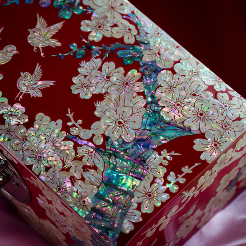 Lacquer Jewelry Box with Magpie & Plum Design — Symbolizing Radiant Joy