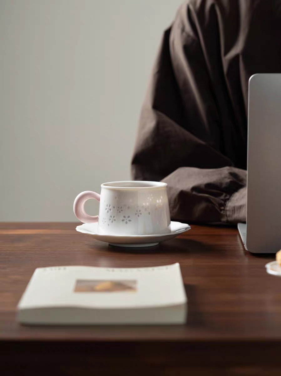 Exquisite Linglong Porcelain Cup Set - Gift Box for Coffee, Tea & Milk