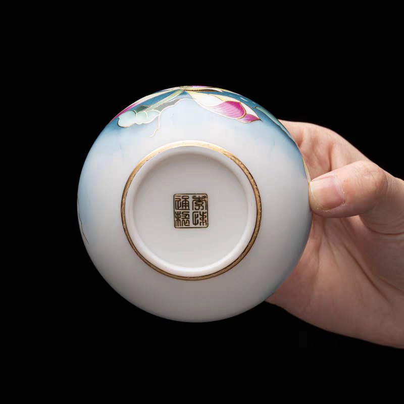 Lotus Enamel-colored 24K Gilt Tea Cup