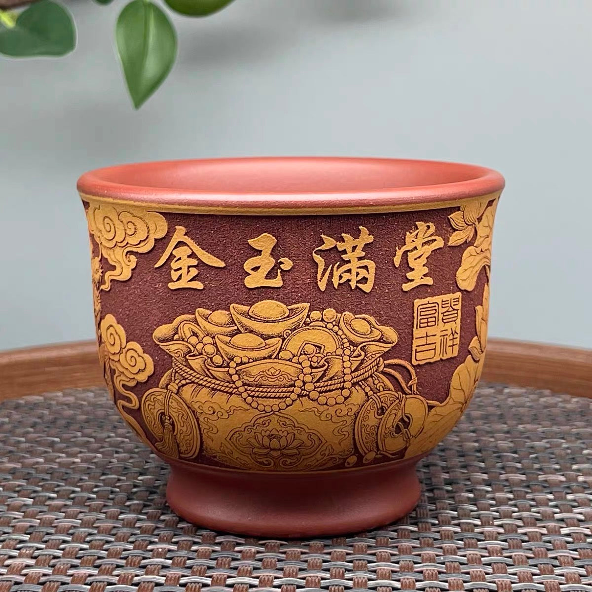 Yixing Raw Ore Purple Clay, Dragon Blood Sand & Golden Cinnabar Clay, Fully Hand-Carved Qilin "Gold and Jade Fill the Hall" Master Cup, Dual-Color Tea Cup--160CC
